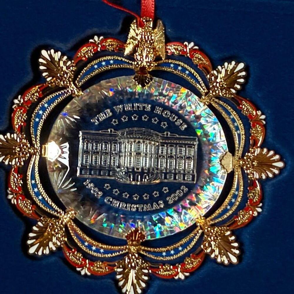 2002 White House Historical Association Christmas Ornament East Room Chandelier